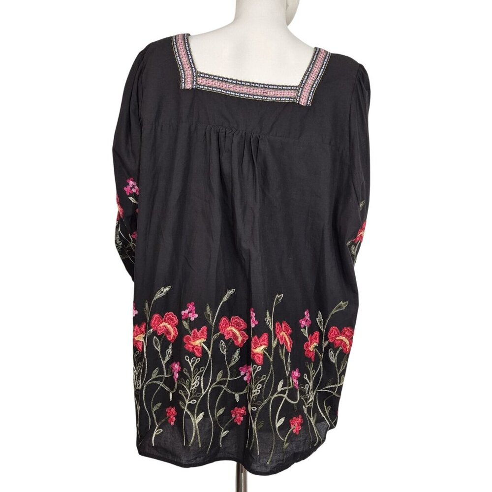 Calessa Women's Size M Floral Peasant Top Black Side Slits  Embroidered (53) - Picture 4 of 12
